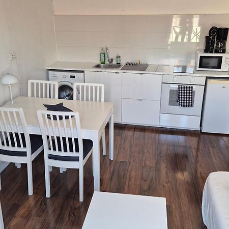 Au Coeur Du Panier Avec Terrasse 2 A 4 Personnes Climatisation Marselha Exterior foto