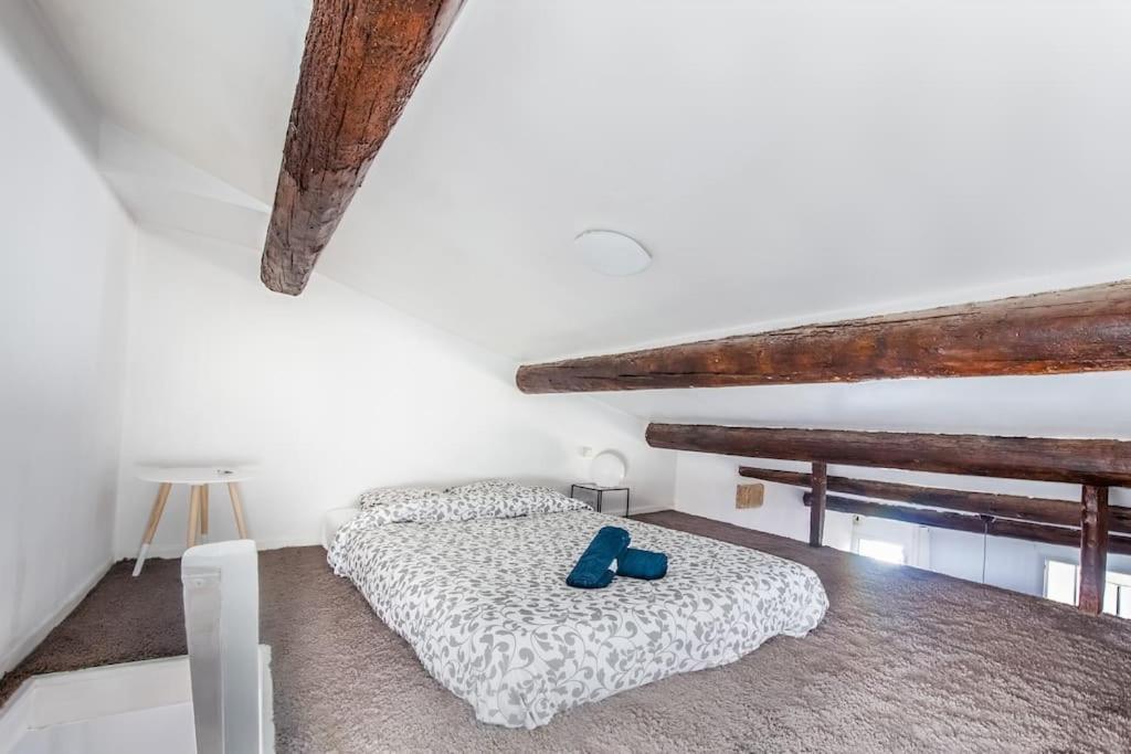 Au Coeur Du Panier Avec Terrasse 2 A 4 Personnes Climatisation Marselha Exterior foto